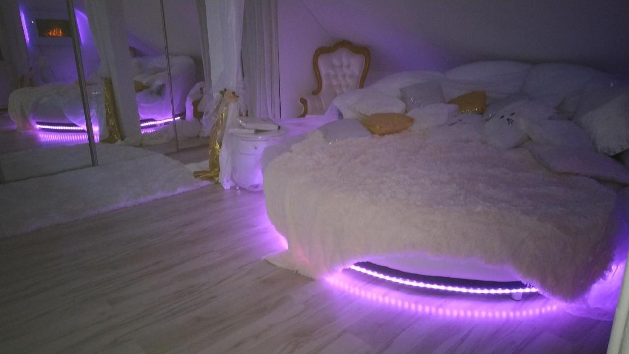 Apartament Z Baldachimem I Pieknym Widokiem Olsztyna Opolznevoye Bagian luar foto