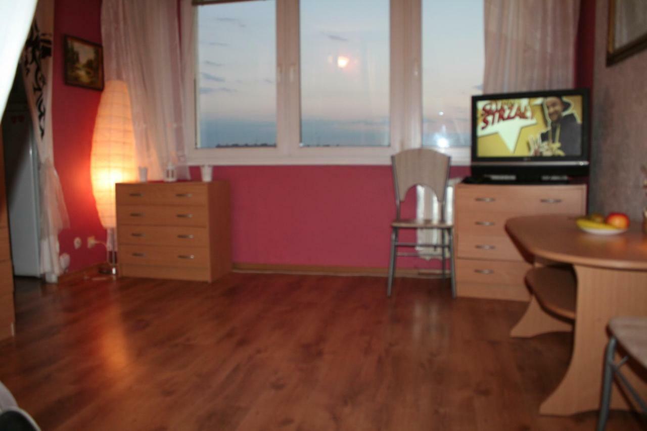 Apartament Z Baldachimem I Pieknym Widokiem Olsztyna Opolznevoye Bagian luar foto